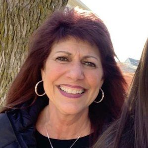 Meet your Posher, Sharon